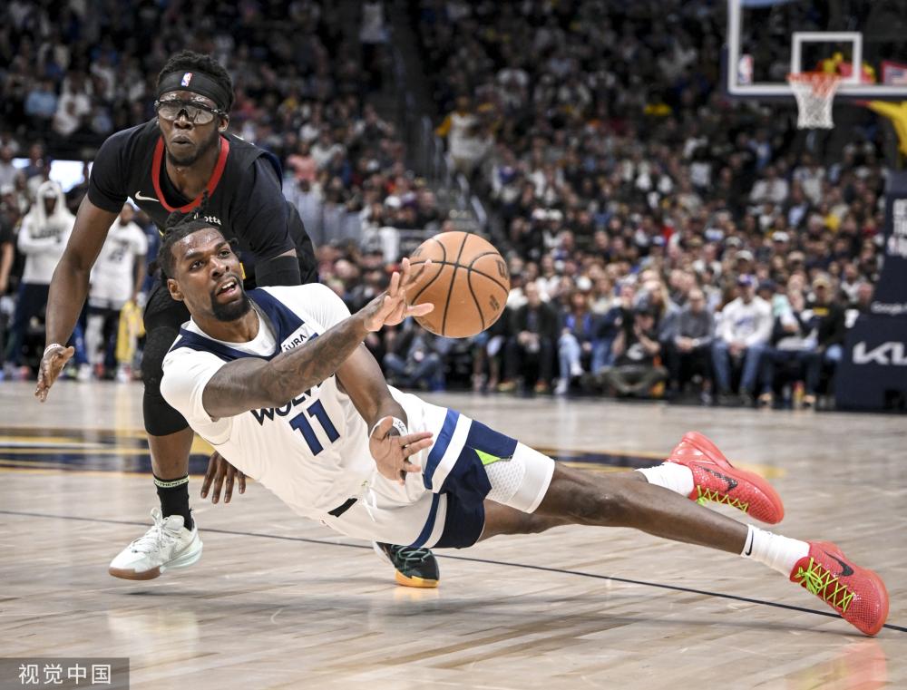 这段缺席期 这段缺席期